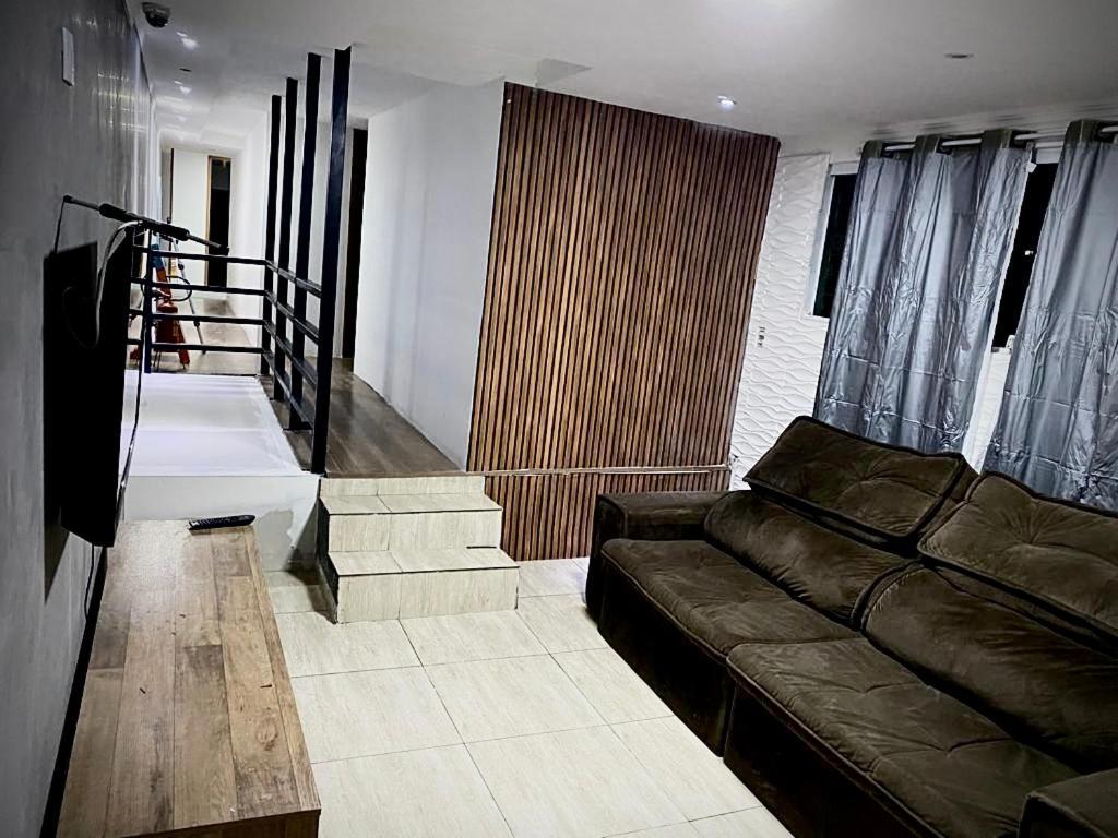 Galeria 124 Hostel Diadema Екстериор снимка